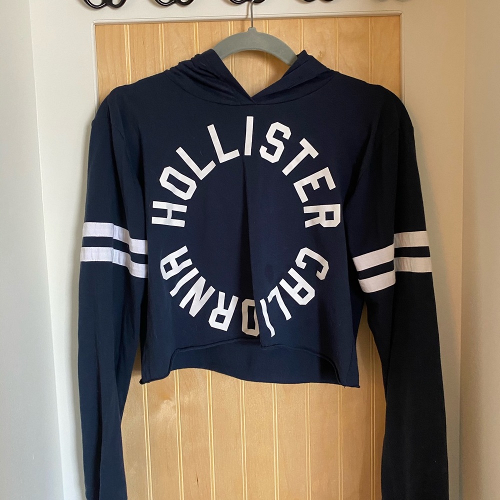 navy hollister cropped sweater - Picture 1 of 3